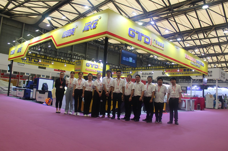 多宝电竞|体育数控带您直击2020上海广告展展会现场